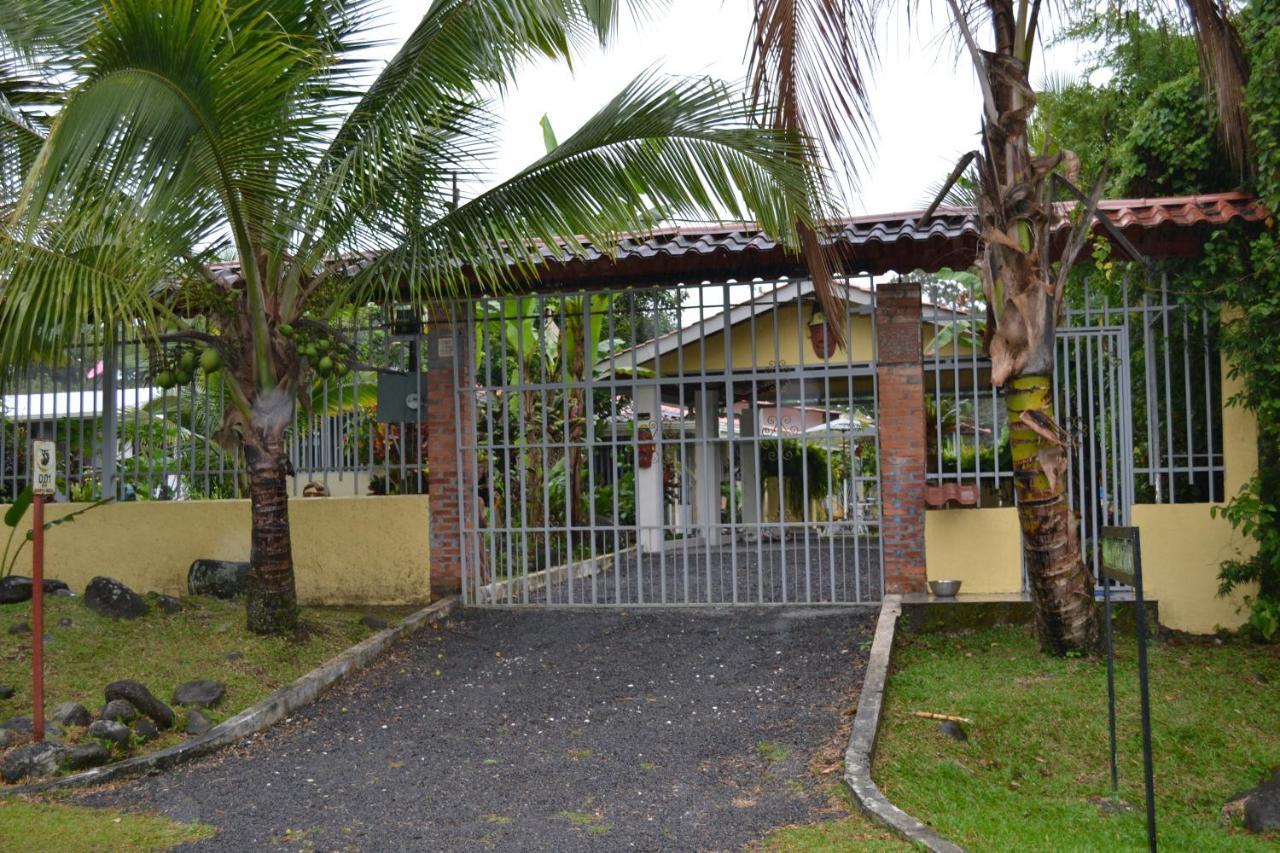 Casa Sophia 3 Listings Apartment 1 Or Apartment 2 Separately Or Apt 1 And 2 Together All With Fo Internet Guápiles المظهر الخارجي الصورة