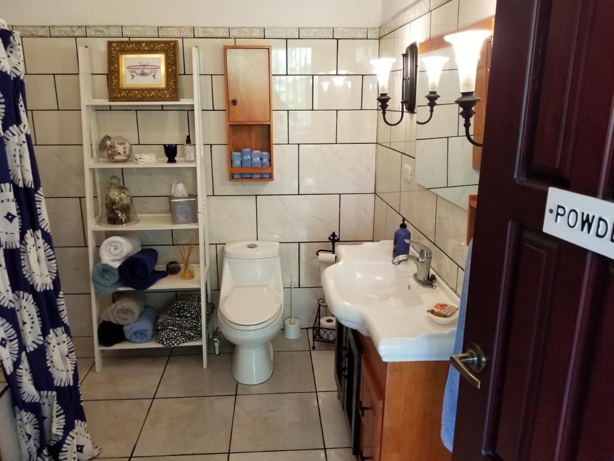 Casa Sophia 3 Listings Apartment 1 Or Apartment 2 Separately Or Apt 1 And 2 Together All With Fo Internet Guápiles المظهر الخارجي الصورة