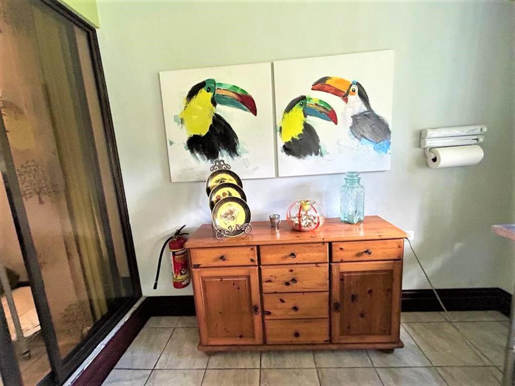 Casa Sophia 3 Listings Apartment 1 Or Apartment 2 Separately Or Apt 1 And 2 Together All With Fo Internet Guápiles المظهر الخارجي الصورة
