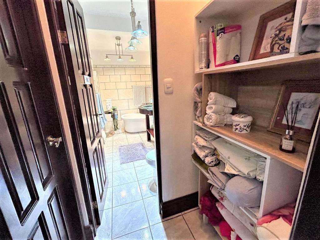Casa Sophia 3 Listings Apartment 1 Or Apartment 2 Separately Or Apt 1 And 2 Together All With Fo Internet Guápiles المظهر الخارجي الصورة